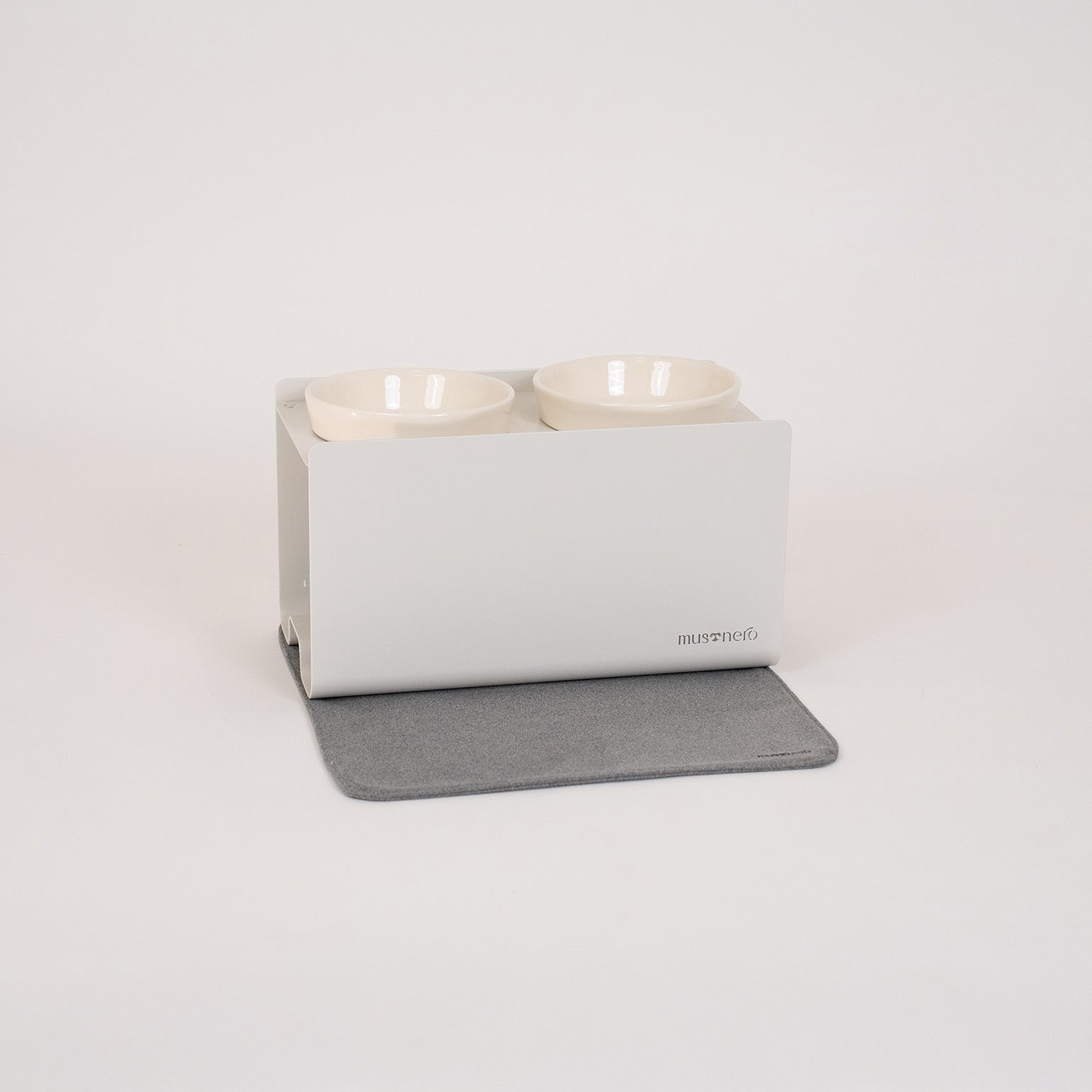 BILL PURO Dog Bowl Lifter