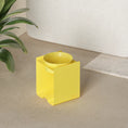 Load image into Gallery viewer, Kit Large Giallo Pastello - Alzaciotole BILL Puro Large + Ciotola POP in Maiolica
